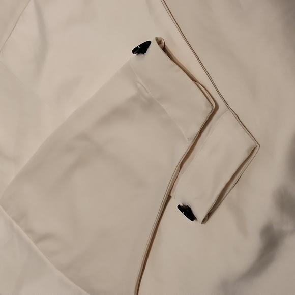 Blouse by Awake/ Moda - Picture 7 of 9